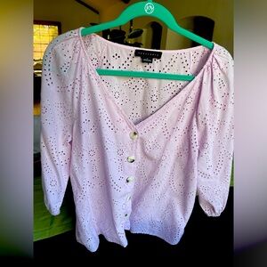 Sanctuary Clothing Modern Button Front Top. Size M. Like New.